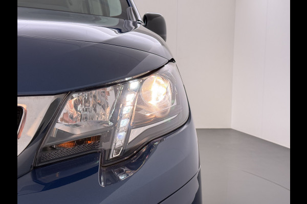 Peugeot e-Rifter EV Allure Pack SOH 97% 50kWh 2X Schuifdeur 360°Camera Navi Apple Carplay Android Auto Isofix Cruise Control Pdc Regen-Lichtsensor Led Lane Assist DAB 5-Persoons