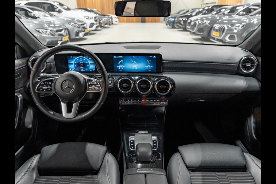 Mercedes-Benz A-Klasse 200 Business Solution, Volledig Led, Camera, PDC, Clima, Cruise, Voll Onderhouden
