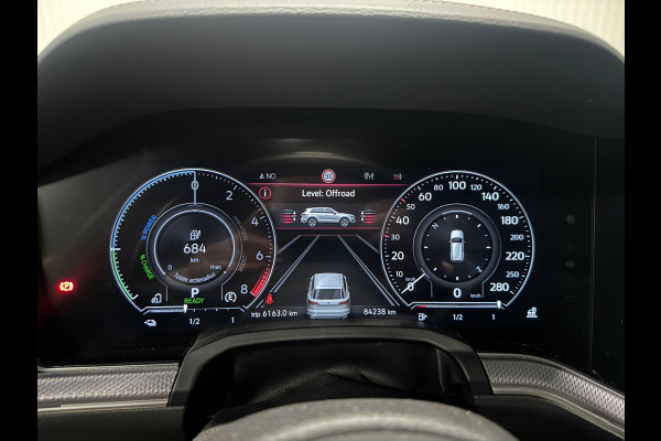 Volkswagen Touareg 3.0 TSi eHybrid 4MOTION R | PANO | 360 CAMERA | DYNAUDIO | HUD | TREKHAAK