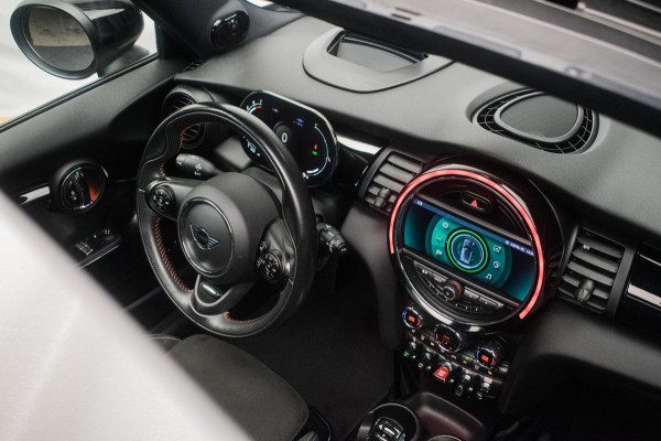 MINI Mini 1.5 Cooper FULL OPTION NL-auto [ JCW-Pakket Panoramadak Harman Kardon HUD Digital Dash Keyless Stoelverwarming ]