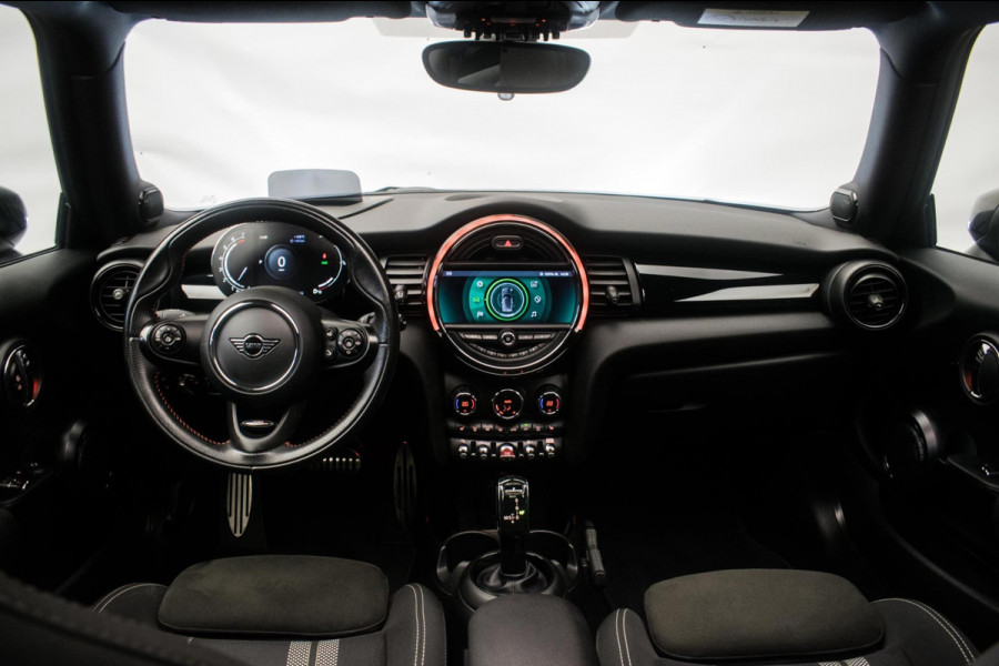 MINI Mini 1.5 Cooper FULL OPTION NL-auto [ JCW-Pakket Panoramadak Harman Kardon HUD Digital Dash Keyless Stoelverwarming ]