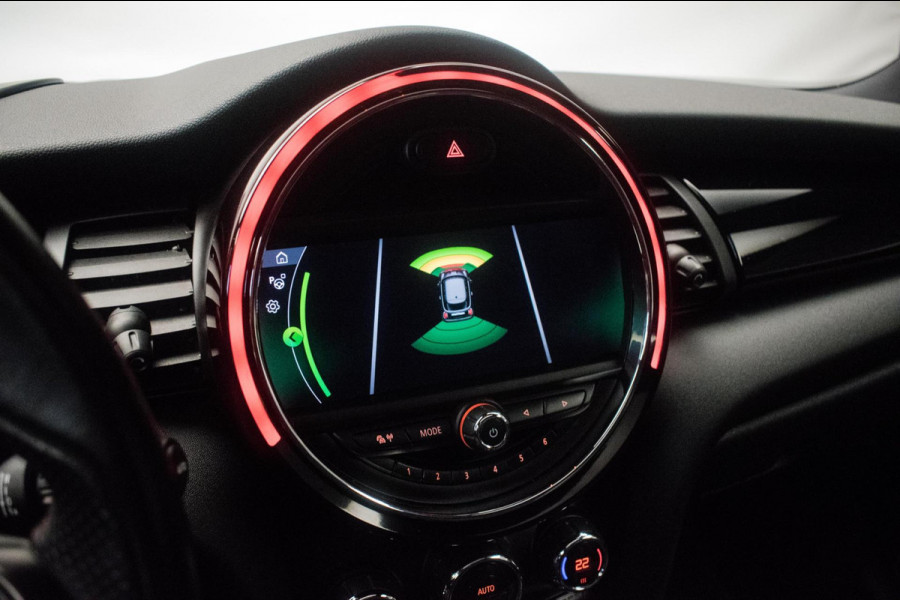 MINI Mini 1.5 Cooper FULL OPTION NL-auto [ JCW-Pakket Panoramadak Harman Kardon HUD Digital Dash Keyless Stoelverwarming ]