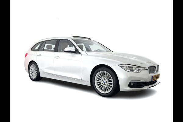 BMW 3 Serie Touring 318i Luxury Edition (INCL-BTW) Aut. *PANO | LEATHER | FULL-LED | HEATED-SPORTSEATS | DIGI-COCKPIT | NAVI-FULLMAP | ECC | PDC | CRUISE | TOWBAR | 17''ALU*
