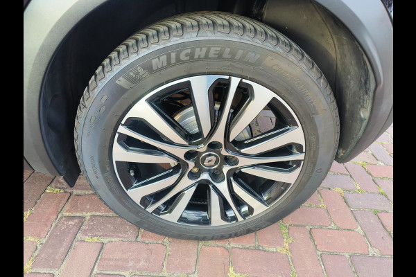 Renault Captur 1.3 TCe 130 Initiale Paris uit 2020 Rijklaar + 12 maanden Bovag-garantie Henk Jongen Auto's in Helmond,  al 50 jaar service zoals 't hoort!