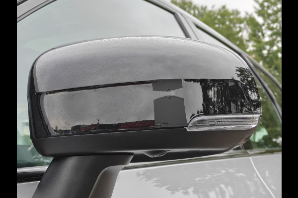 Volvo XC60 T6 AWD 350PK Plug-in hybrid R-Design | Longe Range | Luchtvering | Trekhaak | HUD | BLIS | Pano | H&K |