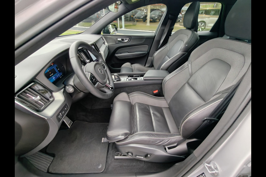 Volvo XC60 T6 AWD 350PK Plug-in hybrid R-Design | Longe Range | Luchtvering | Trekhaak | HUD | BLIS | Pano | H&K |