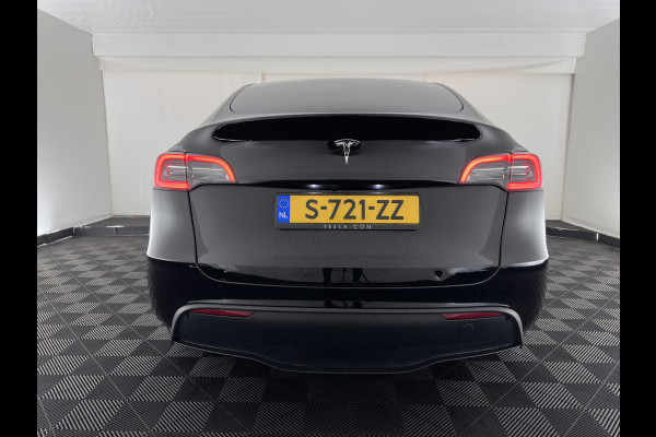 Tesla Model Y RWD 58 kWh [3-Fase-11kW] {SoH-89%} (INCL-BTW) Aut. *PANO | AUTO-PILOT | LEATHER | NAVI-FULLMAP | MATRIX-LED | KEYLESS | CAMERA | DAB+ | HEATED-COMFORTSEATS | PRIVACYGLASS | TOPVIEW | TOWBAR | 20''ALU*