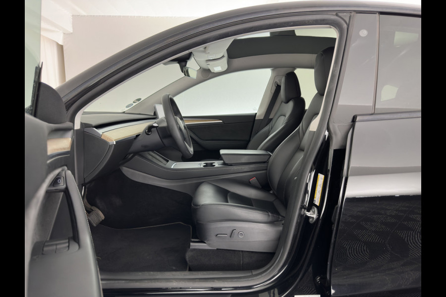 Tesla Model Y RWD 58 kWh [3-Fase-11kW] {SoH-89%} (INCL-BTW) Aut. *PANO | AUTO-PILOT | LEATHER | NAVI-FULLMAP | MATRIX-LED | KEYLESS | CAMERA | DAB+ | HEATED-COMFORTSEATS | PRIVACYGLASS | TOPVIEW | TOWBAR | 20''ALU*
