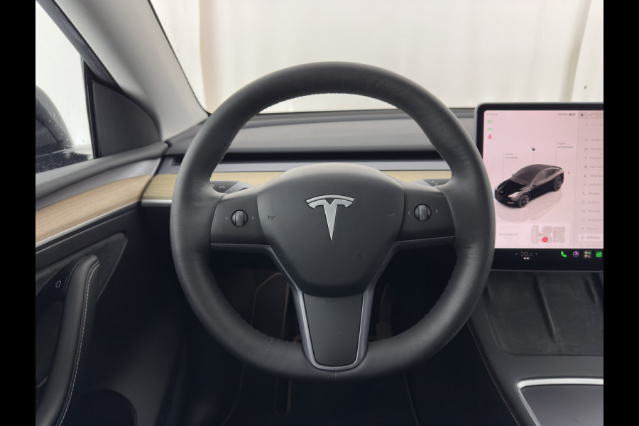 Tesla Model Y RWD 58 kWh [3-Fase-11kW] {SoH-89%} (INCL-BTW) Aut. *PANO | AUTO-PILOT | LEATHER | NAVI-FULLMAP | MATRIX-LED | KEYLESS | CAMERA | DAB+ | HEATED-COMFORTSEATS | PRIVACYGLASS | TOPVIEW | TOWBAR | 20''ALU*