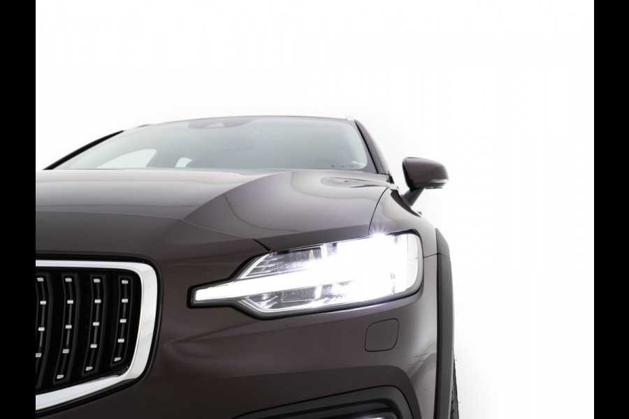 Volvo V60 Cross Country 2.0 D4 AWD Pro Aut. *LEATHER | FULL-LED | HARMAN/KARDON-AUDIO | NAVI-FULLMAP | MEMORY-PACK | BLIND-SPOT | DIGI-COCKPIT | HEATED/VENTILATED-CONTOURSEATS | CAMERA | ECC | PDC | CRUISE | TOWBAR | 18''ALU*