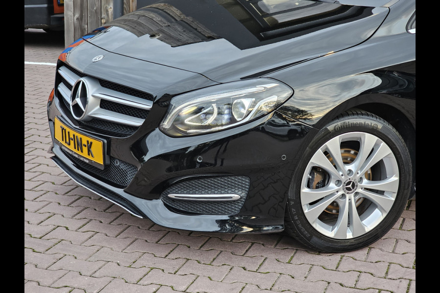 Mercedes-Benz B-Klasse 200 Business | Automaat | Trekhaak | LED | Camera | Stoelverwarming | Leder |