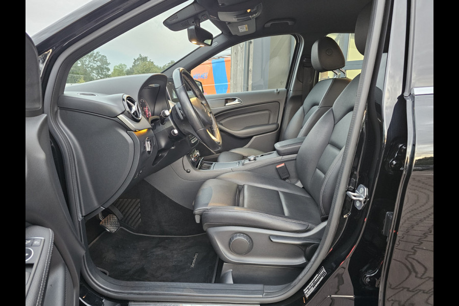 Mercedes-Benz B-Klasse 200 Business | Automaat | Trekhaak | LED | Camera | Stoelverwarming | Leder |