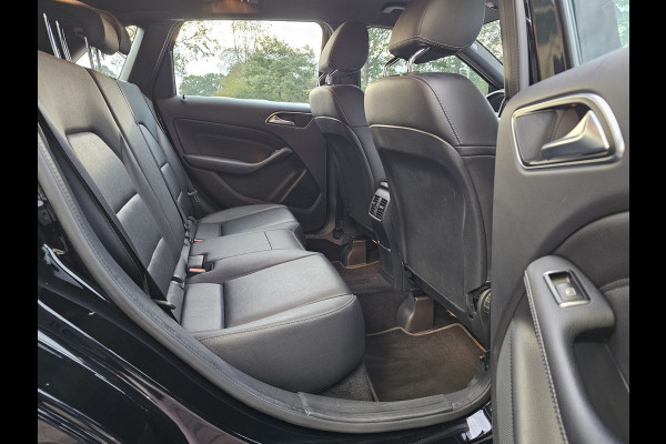 Mercedes-Benz B-Klasse 200 Business | Automaat | Trekhaak | LED | Camera | Stoelverwarming | Leder |