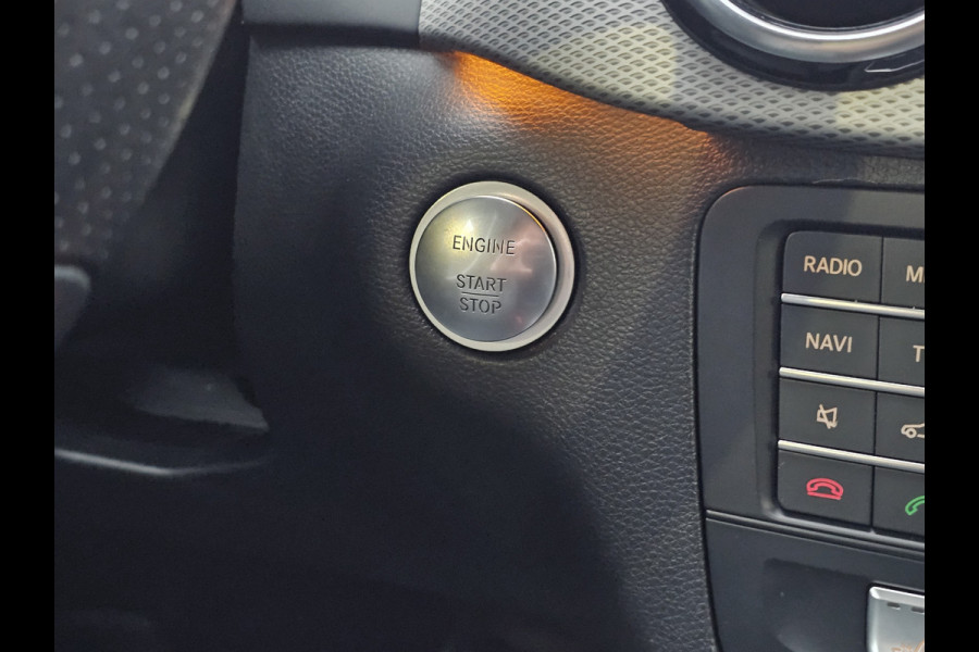 Mercedes-Benz B-Klasse 200 Business | Automaat | Trekhaak | LED | Camera | Stoelverwarming | Leder |