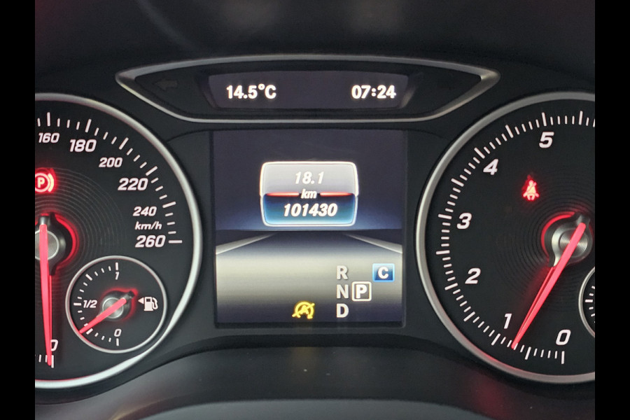 Mercedes-Benz B-Klasse 200 Business | Automaat | Trekhaak | LED | Camera | Stoelverwarming | Leder |
