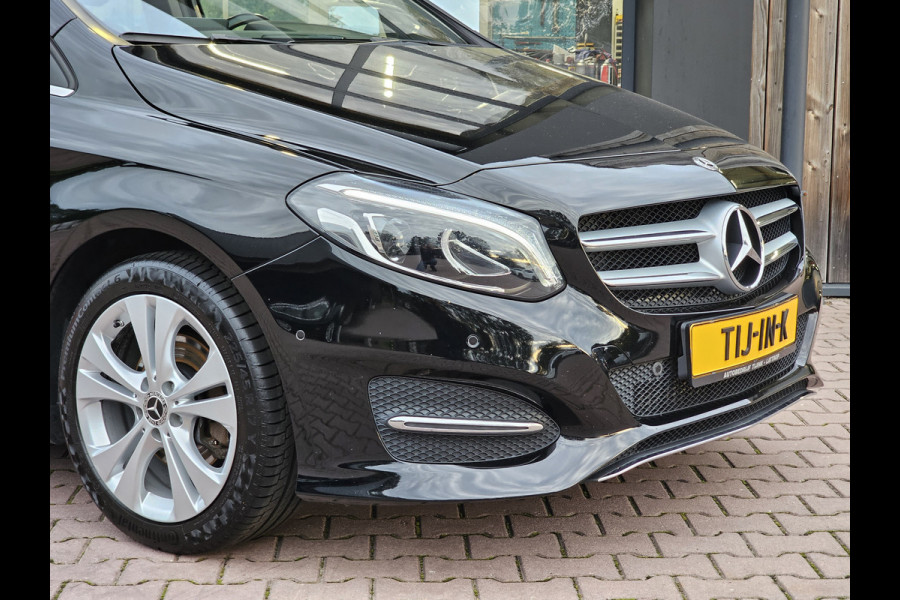 Mercedes-Benz B-Klasse 200 Business | Automaat | Trekhaak | LED | Camera | Stoelverwarming | Leder |