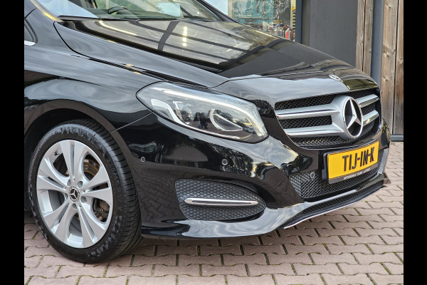 Mercedes-Benz B-Klasse 200 Business | Automaat | Trekhaak | LED | Camera | Stoelverwarming | Leder |