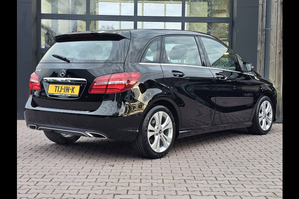 Mercedes-Benz B-Klasse 200 Business | Automaat | Trekhaak | LED | Camera | Stoelverwarming | Leder |