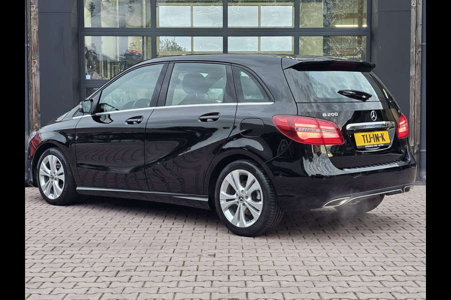 Mercedes-Benz B-Klasse 200 Business | Automaat | Trekhaak | LED | Camera | Stoelverwarming | Leder |