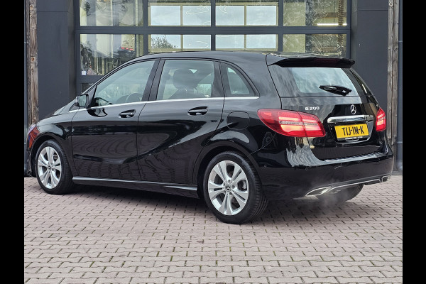 Mercedes-Benz B-Klasse 200 Business | Automaat | Trekhaak | LED | Camera | Stoelverwarming | Leder |