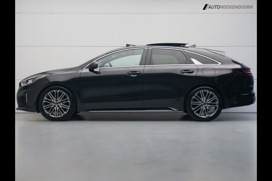 Kia ProCeed 1.5 T-GDI GT-PlusLine (APPLE CARPLAY,PANORAMADAK,JBL-SOUND,STUUR-STOELVERWARMING,CLIMATE,ELEKTRISCHE STOELEN,CAMERA)