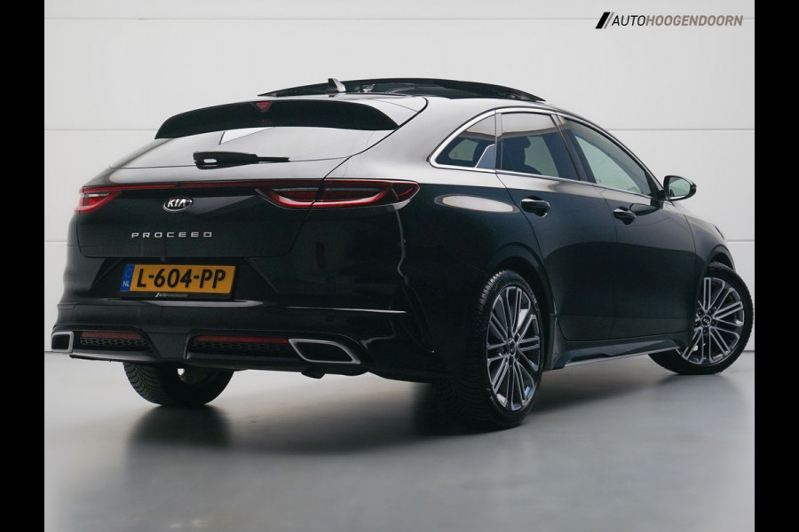 Kia ProCeed 1.5 T-GDI GT-PlusLine (APPLE CARPLAY,PANORAMADAK,JBL-SOUND,STUUR-STOELVERWARMING,CLIMATE,ELEKTRISCHE STOELEN,CAMERA)