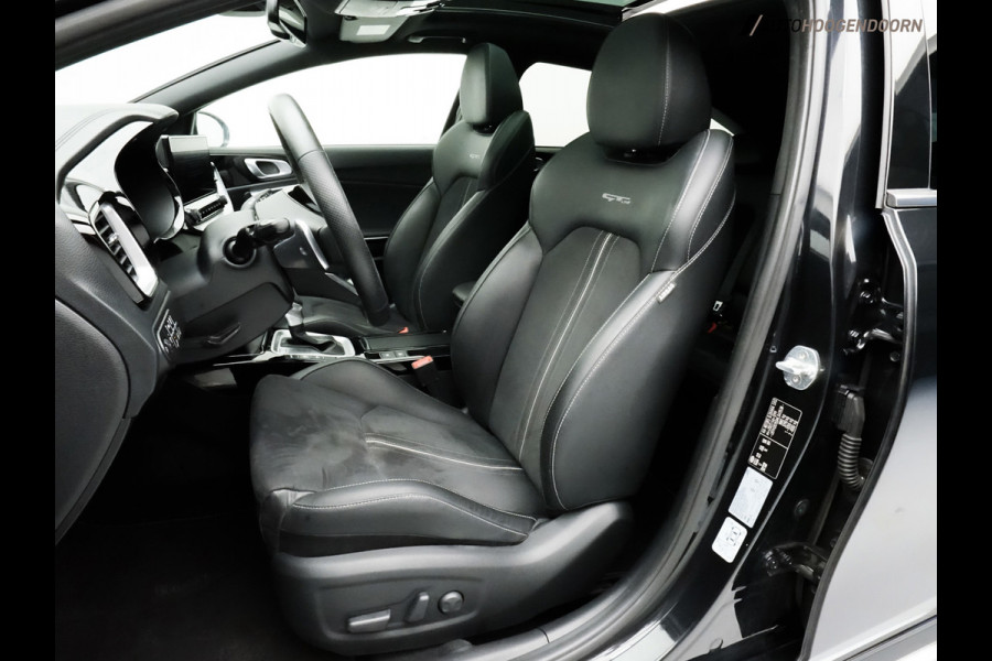 Kia ProCeed 1.5 T-GDI GT-PlusLine (APPLE CARPLAY,PANORAMADAK,JBL-SOUND,STUUR-STOELVERWARMING,CLIMATE,ELEKTRISCHE STOELEN,CAMERA)