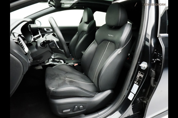 Kia ProCeed 1.5 T-GDI GT-PlusLine (APPLE CARPLAY,PANORAMADAK,JBL-SOUND,STUUR-STOELVERWARMING,CLIMATE,ELEKTRISCHE STOELEN,CAMERA)