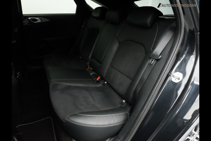 Kia ProCeed 1.5 T-GDI GT-PlusLine (APPLE CARPLAY,PANORAMADAK,JBL-SOUND,STUUR-STOELVERWARMING,CLIMATE,ELEKTRISCHE STOELEN,CAMERA)