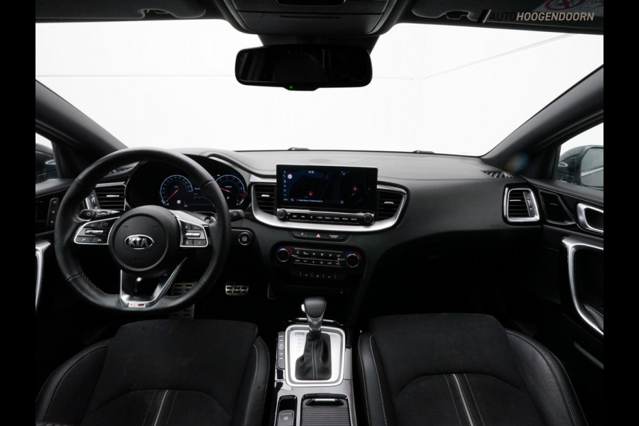 Kia ProCeed 1.5 T-GDI GT-PlusLine (APPLE CARPLAY,PANORAMADAK,JBL-SOUND,STUUR-STOELVERWARMING,CLIMATE,ELEKTRISCHE STOELEN,CAMERA)