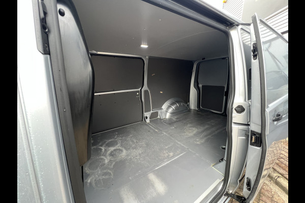 Volkswagen Transporter 2.0 TDI L2H1 Aut./ 2x Schuifdeur/Standkachel