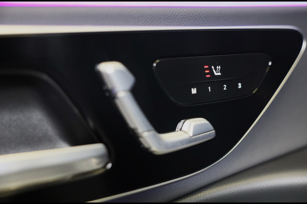 Mercedes-Benz E-Klasse 300 e AMG 53 Look / Head Up / Luchtvering / Burmester 4D / HYPERSCREEN / Acc / Memory / Open Pano / 20 Inch