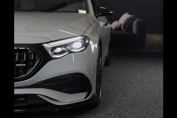 Mercedes-Benz E-Klasse 300 e AMG 53 Look / Head Up / Luchtvering / Burmester 4D / HYPERSCREEN / Acc / Memory / Open Pano / 20 Inch