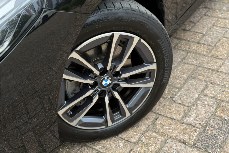 BMW 2 Serie Active Tourer M-Sport | Massage | Memory | Trekhaak | Comfort Acces | Stuur+Stoelverwarming
