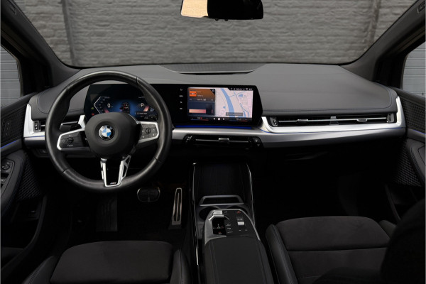 BMW 2 Serie Active Tourer M-Sport | Massage | Memory | Trekhaak | Comfort Acces | Stuur+Stoelverwarming