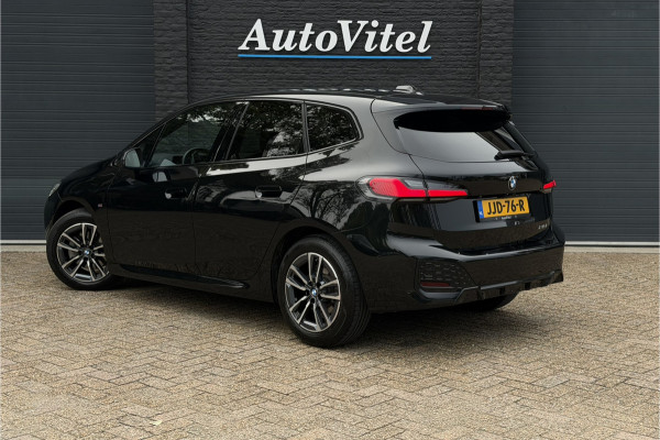 BMW 2 Serie Active Tourer M-Sport | Massage | Memory | Trekhaak | Comfort Acces | Stuur+Stoelverwarming