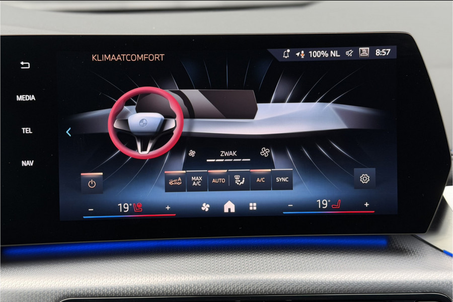 BMW 2 Serie Active Tourer M-Sport | Massage | Memory | Trekhaak | Comfort Acces | Stuur+Stoelverwarming