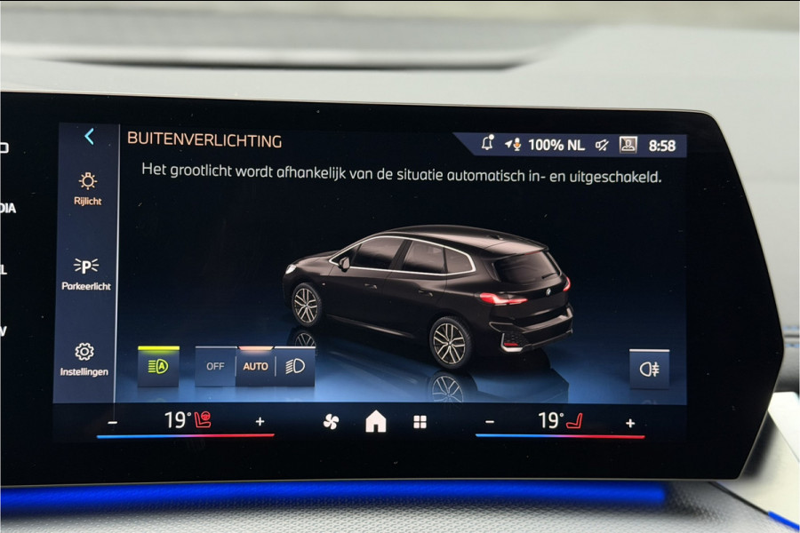BMW 2 Serie Active Tourer M-Sport | Massage | Memory | Trekhaak | Comfort Acces | Stuur+Stoelverwarming