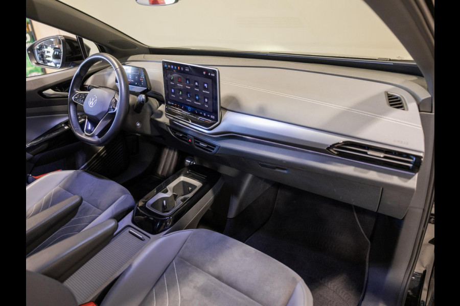 Volkswagen ID.4 Pro Limited Edition 77 kWh / 286pk / Achteruitrij camera / Dodehoek assistent / Stoelverwarming /