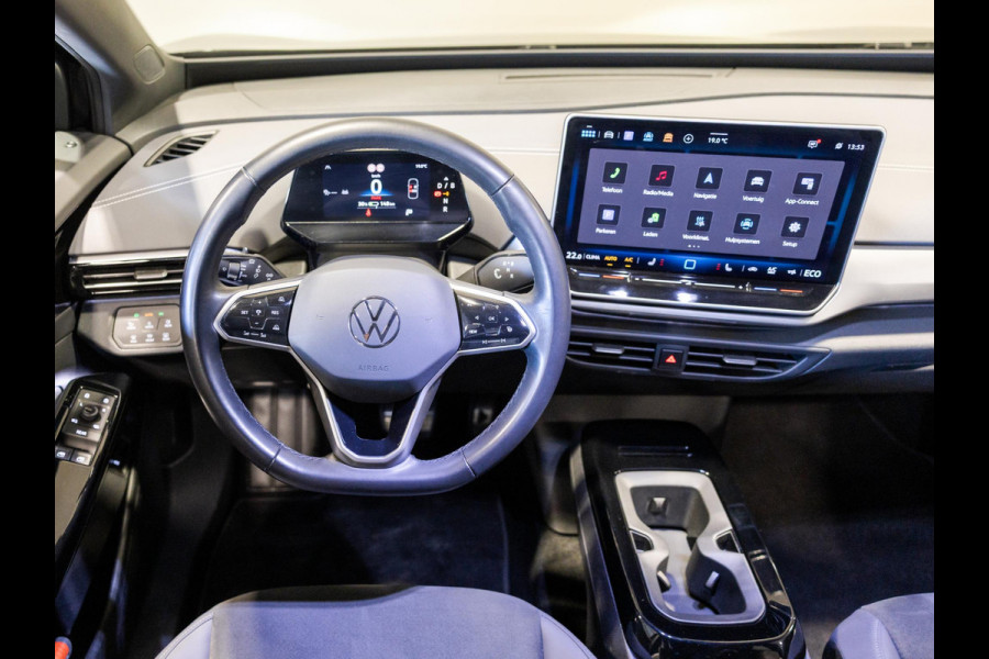 Volkswagen ID.4 Pro Limited Edition 77 kWh / 286pk / Achteruitrij camera / Dodehoek assistent / Stoelverwarming /