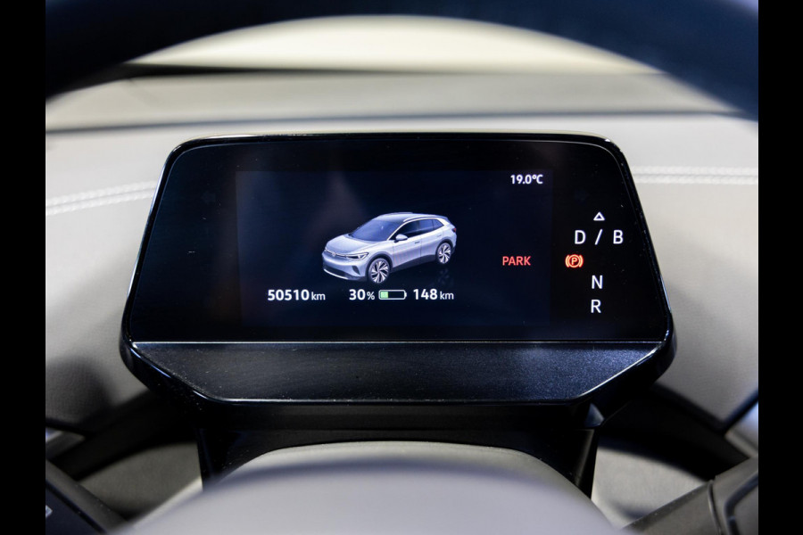 Volkswagen ID.4 Pro Limited Edition 77 kWh / 286pk / Achteruitrij camera / Dodehoek assistent / Stoelverwarming /