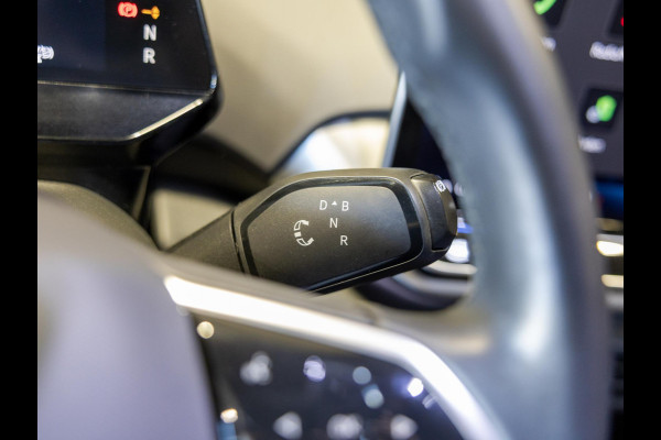 Volkswagen ID.4 Pro Limited Edition 77 kWh / 286pk / Achteruitrij camera / Dodehoek assistent / Stoelverwarming /