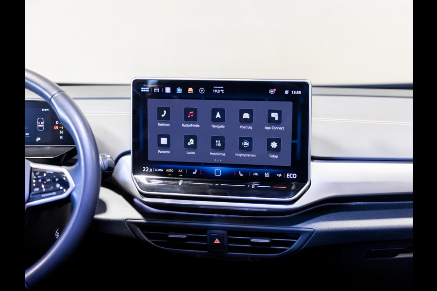 Volkswagen ID.4 Pro Limited Edition 77 kWh / 286pk / Achteruitrij camera / Dodehoek assistent / Stoelverwarming /