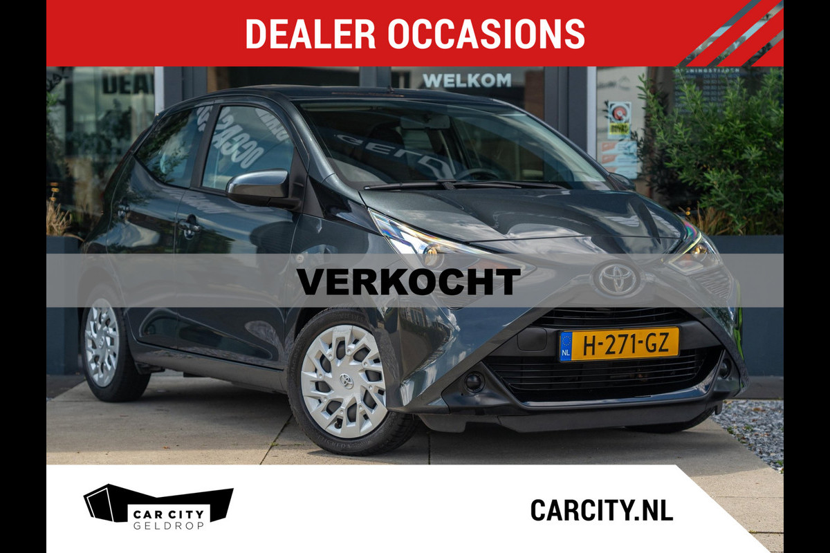 Toyota Aygo 1.0 VVT-i x-play | Camera | Carplay | Airco | 5D