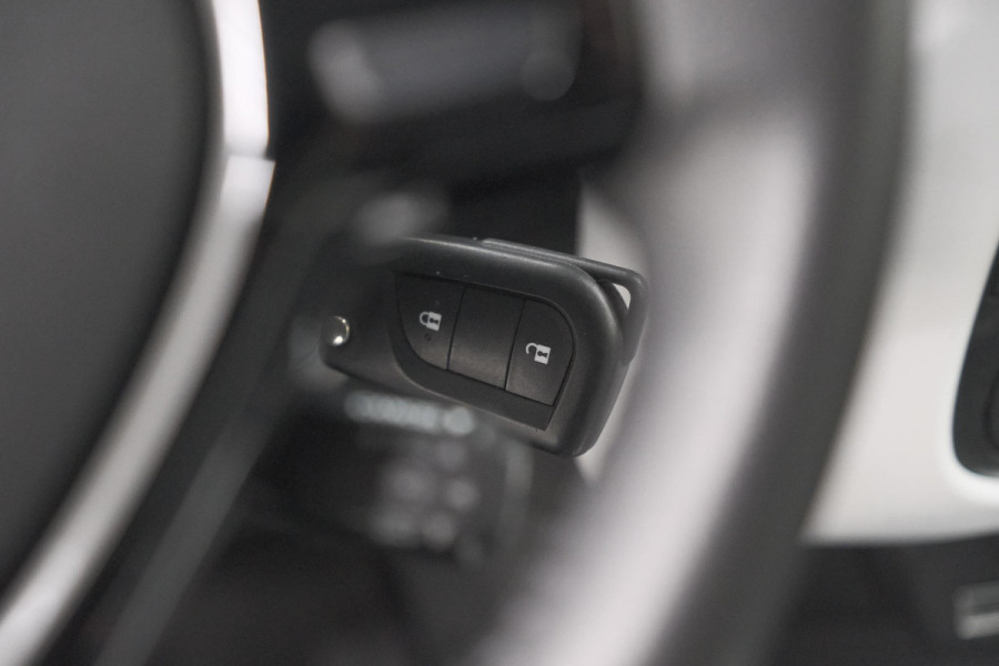 Citroën C1 1.0 VTi Feel | Camera | Apple Carplay | Airco | 15 Inch Lichtmetalen Velgen
