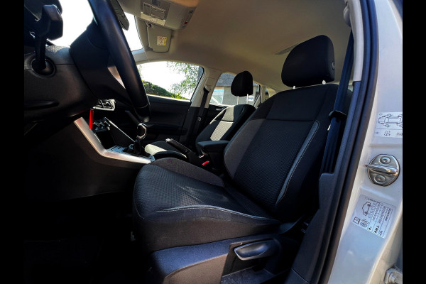 Volkswagen Polo 1.0 TSI Polo Carplay_18''LMV_PDC v+a_Airco