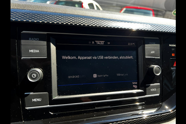Volkswagen Polo 1.0 TSI Polo Carplay_18''LMV_PDC v+a_Airco