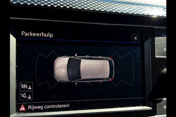Volkswagen Polo 1.0 TSI Polo Carplay_18''LMV_PDC v+a_Airco