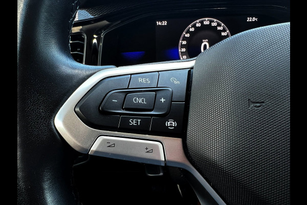 Volkswagen Polo 1.0 TSI Polo Carplay_18''LMV_PDC v+a_Airco