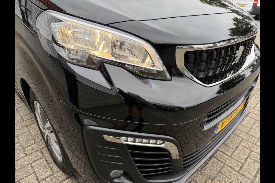 Peugeot Expert 2.0 BlueHDI 177pk automaat S&S L3H1 DC 5 persoons / vaste prijs rijklaar € 27.950 ex btw / lease vanaf € 456 / dubbele schuifdeur / euro 6 / bpm vrij / airco / cruise / navi / trekhaak !